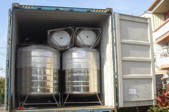 stainless-steel-water-tank